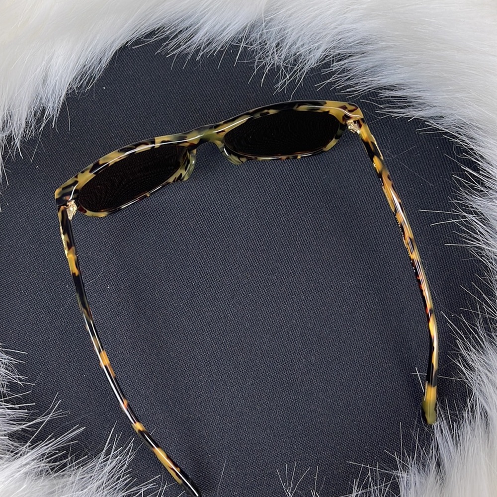 Coach HC8117F L588 Blakely Sunglasses 509313 Vintage Tortoise 55-16-135 - Picture 10 of 11